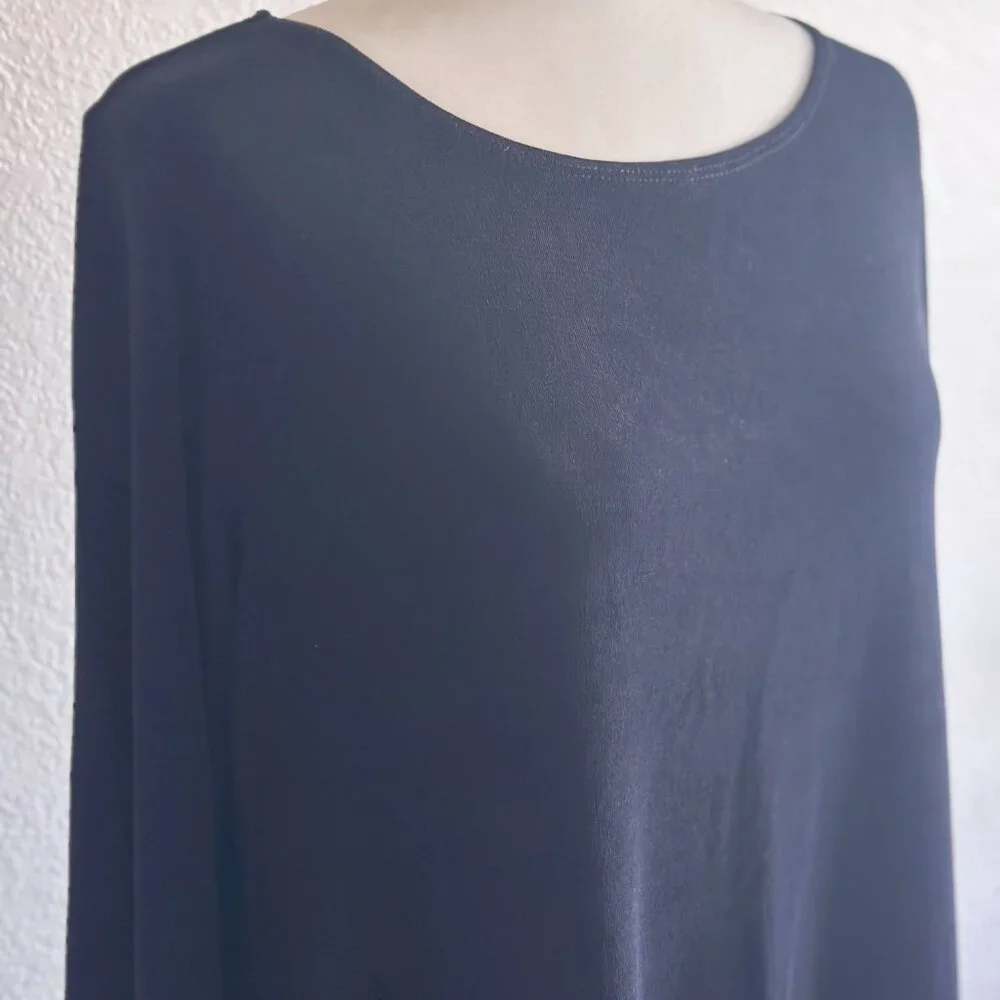 Chico’s Travelers Black Tunic Top with Zipper Detail Size 2 (12/14) - Picture 3 of 7